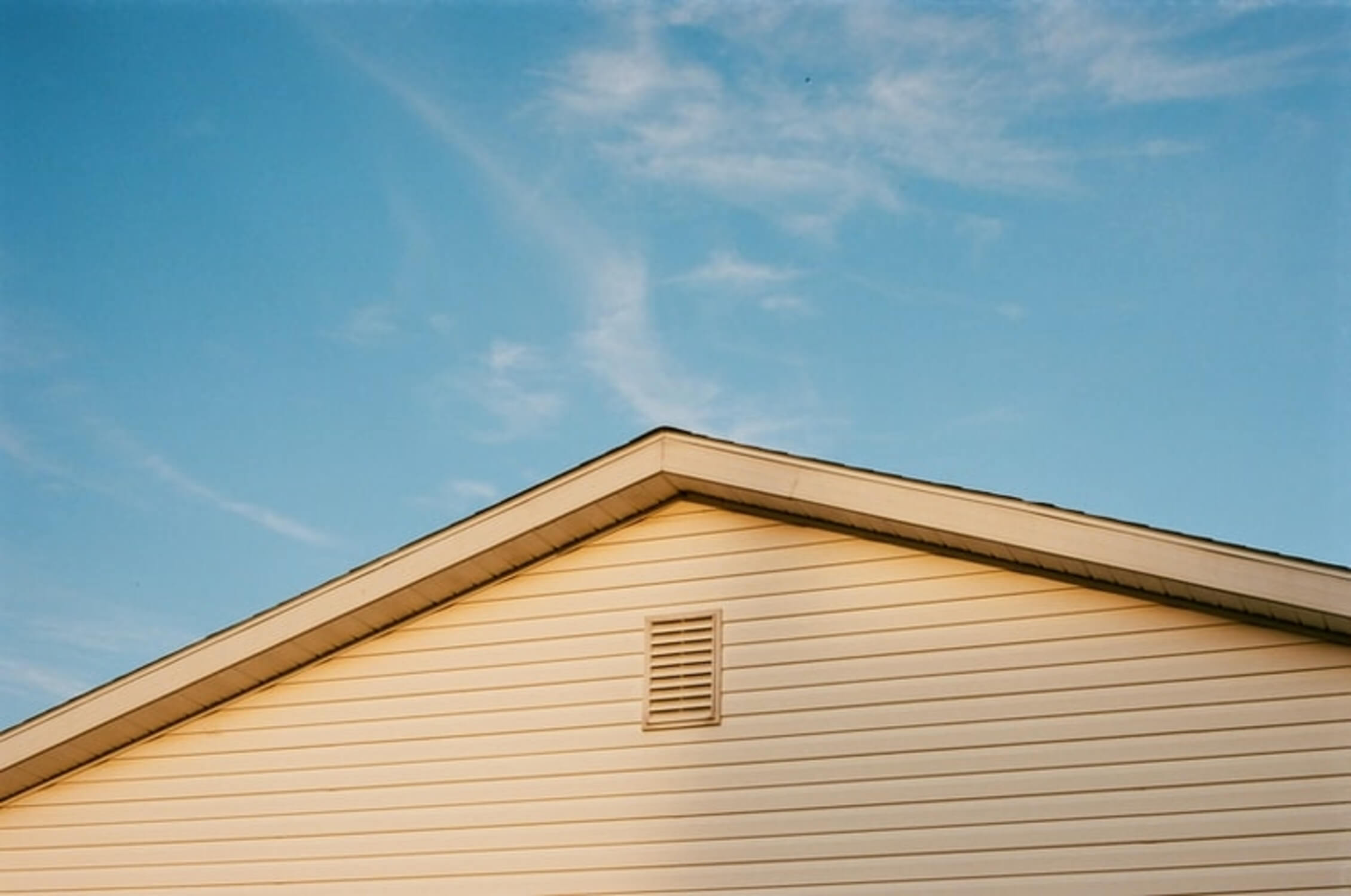 Can You Paint Vinyl Siding? Yes! And Here's How